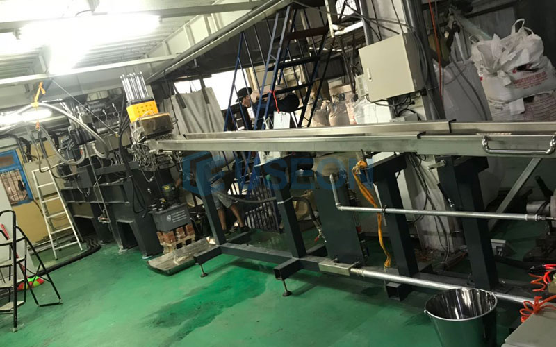 300~450kg/h PET Bottle Flakes Recycling Machine in Taiwan