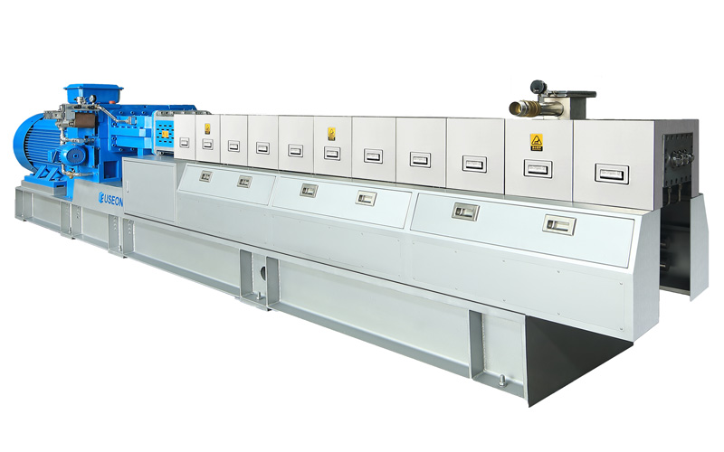 Triple Screw Extruder